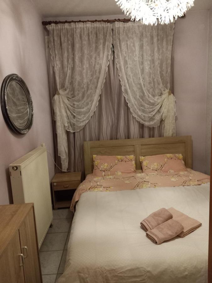Poly'S Cozy Home Volos Esterno foto