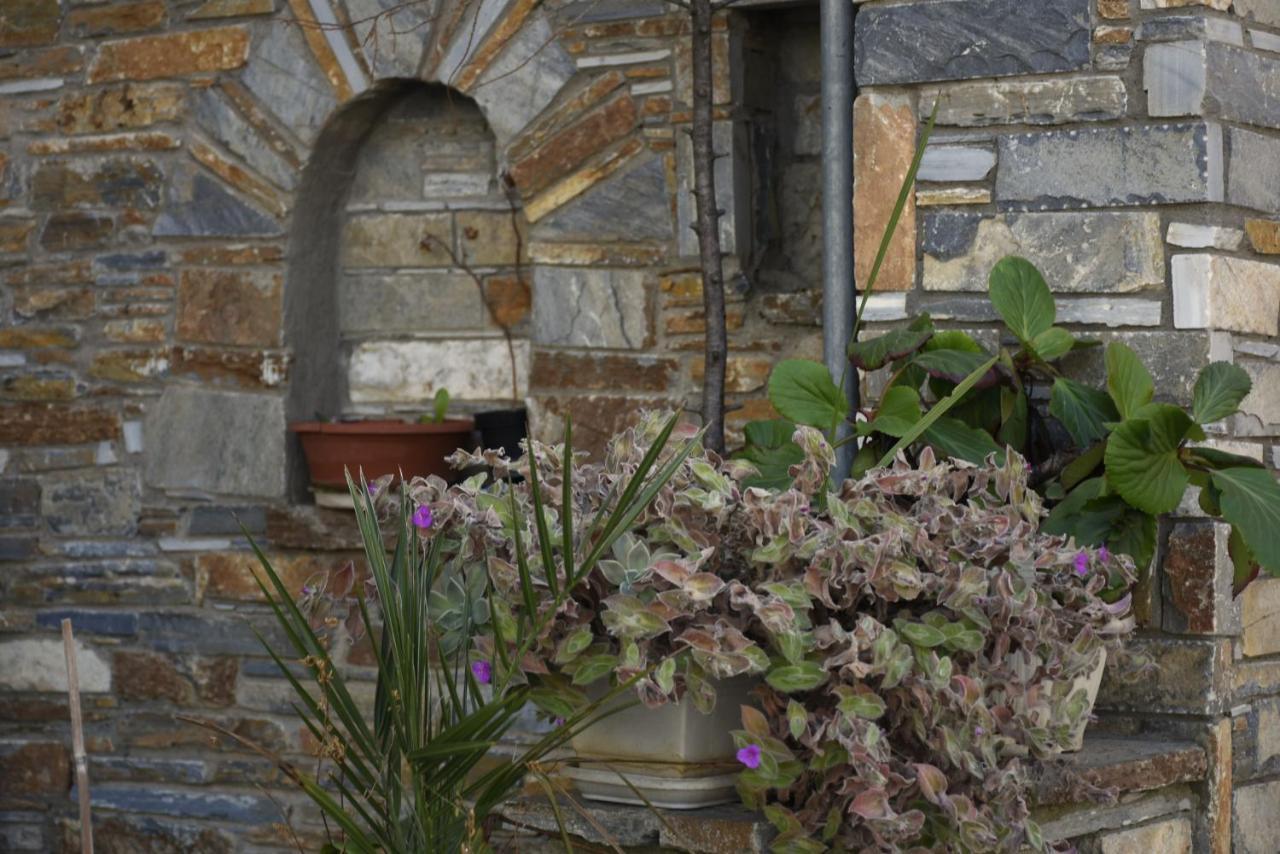 Poly'S Cozy Home Volos Esterno foto