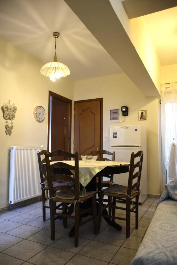 Poly'S Cozy Home Volos Esterno foto